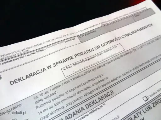 Deklaracja podatkowa PIT. Osoba prywatna dokonująca zakup samochodu za gotówkę powyżej 15000 zł.
